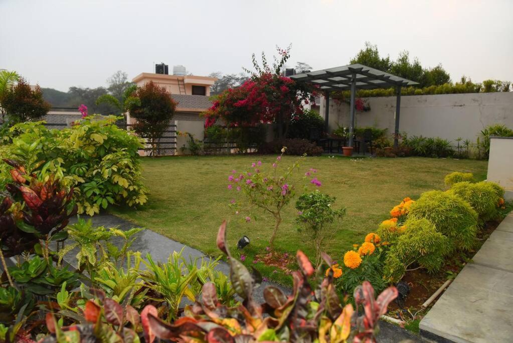 Ohana-Hilltop Backyard Holiday Home Khanapara 外观 照片